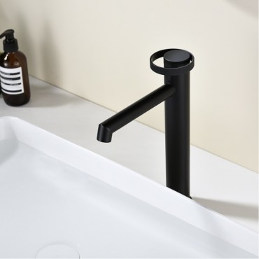 Смеситель для раковины GANZER 19112-C Чёрный